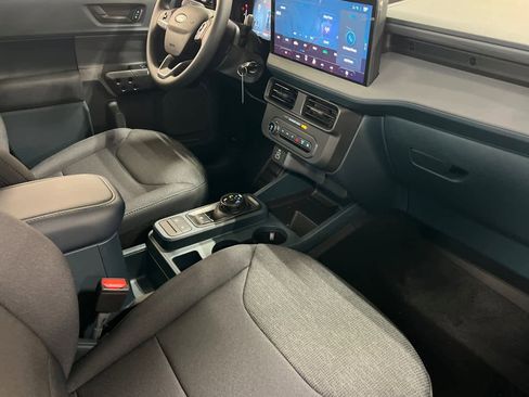 New 2026 Ford Maverick XL image 16