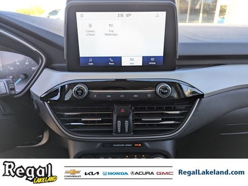 Used 2021 Ford Escape SE w/ Cold Weather Package image 18