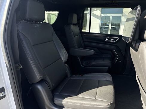 Certified 2023 Chevrolet Suburban High Country AWD/4WD image 28