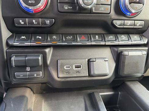 Used 2021 GMC Sierra 1500 Denali w/ Denali Ultimate Package AWD/4WD image 53