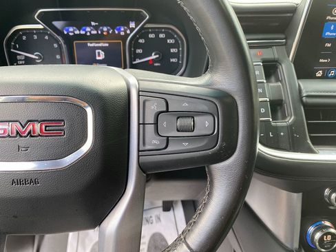 Used 2021 GMC Yukon XL SLE w/ Gmc Pro Safety Plus Package image 17