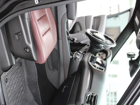 Used 2023 Dodge Durango R/T AWD/4WD image 22