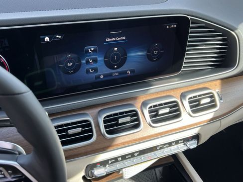 New 2026 Mercedes-Benz GLE 450 4MATIC image 19