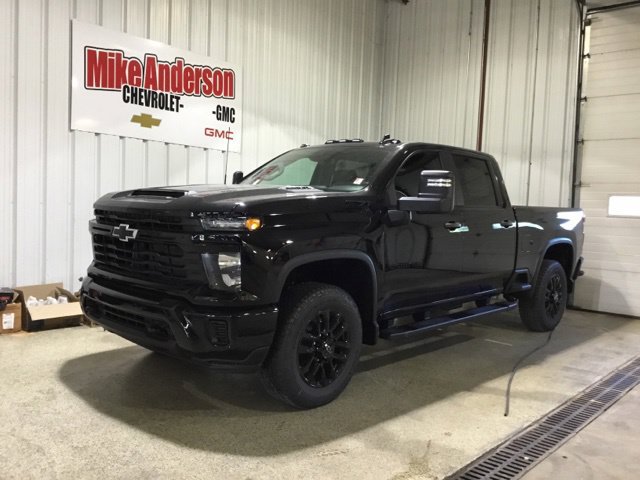 New 2026 Chevrolet Silverado 2500 Custom w/ Custom Convenience Package AWD/4WD image 1