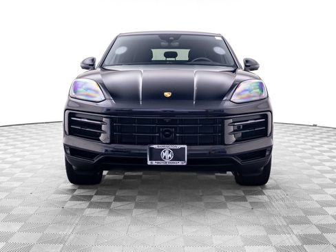 Certified 2025 Porsche Cayenne E-Hybrid Coupe AWD/4WD image 9
