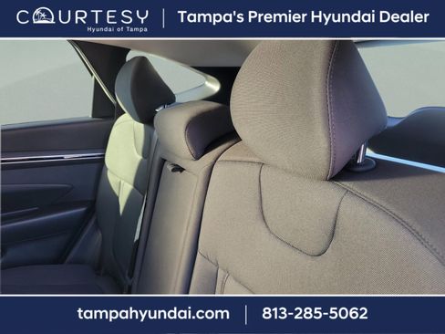 Certified 2023 Hyundai Tucson SE image 5