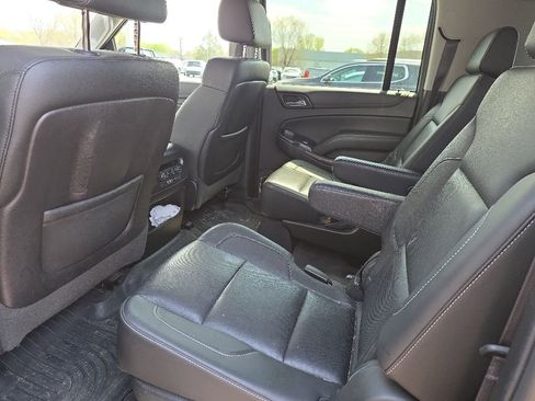 Used 2015 GMC Yukon XL SLT w/ Open Road Package AWD/4WD image 14