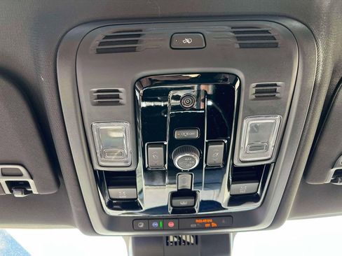 New 2026 GMC Yukon XL Denali AWD/4WD image 32
