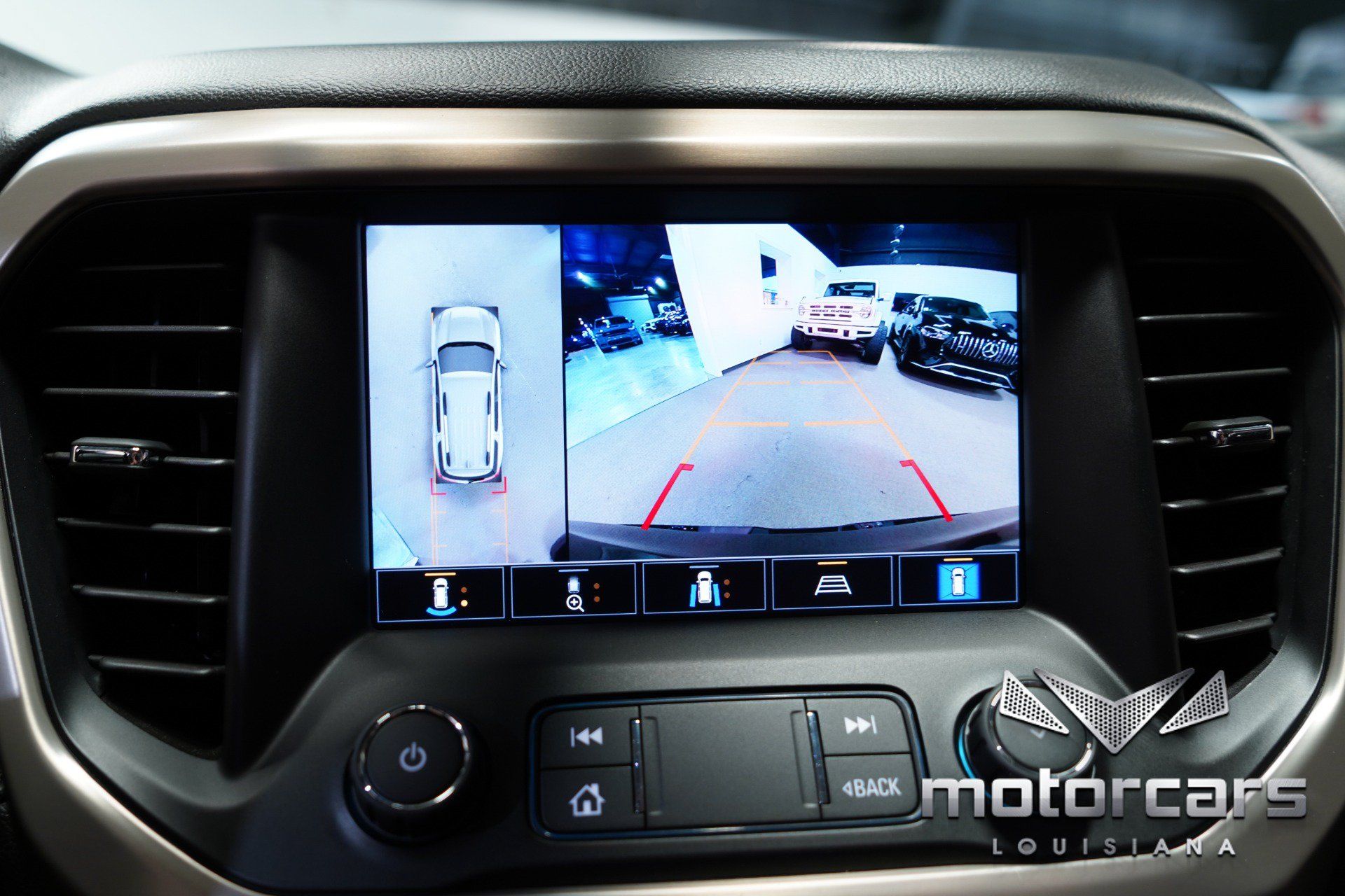 Used 2021 GMC Acadia Denali w/ Denali Technology Package FWD image 37