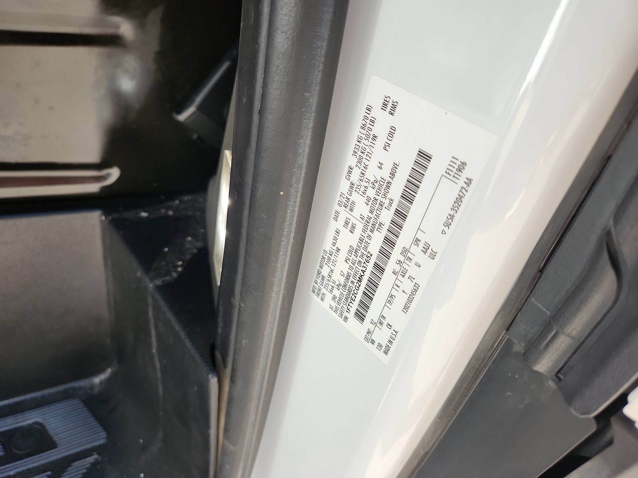 Used 2021 Ford Transit 150 Medium Roof AWD image 18