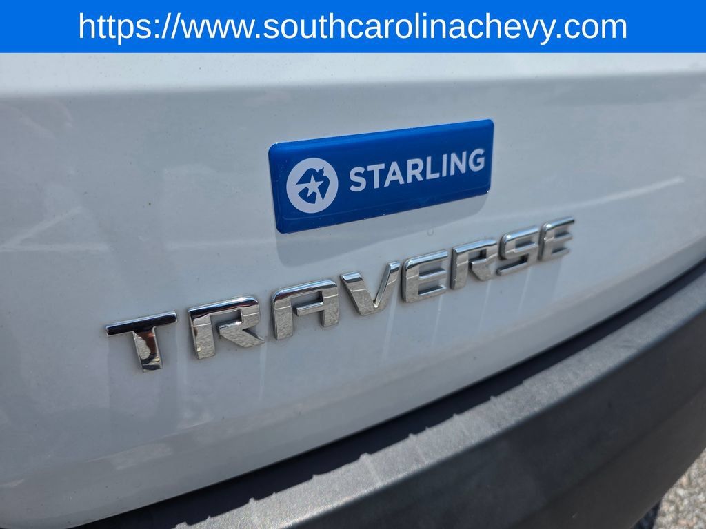 Certified 2023 Chevrolet Traverse LT FWD image 38
