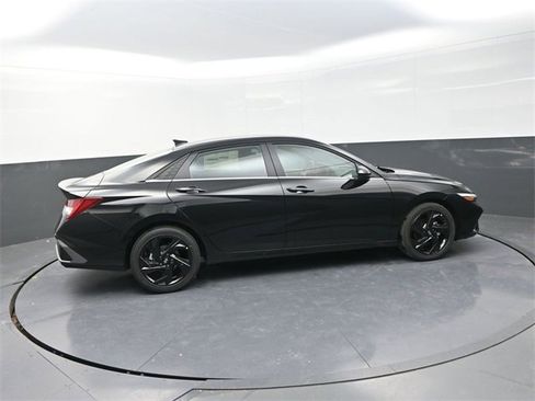 New 2026 Hyundai Elantra SEL Sport w/ Cargo Package image 9