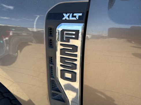 Used 2023 Ford F250 XLT w/ Tremor Off-Road Package image 12