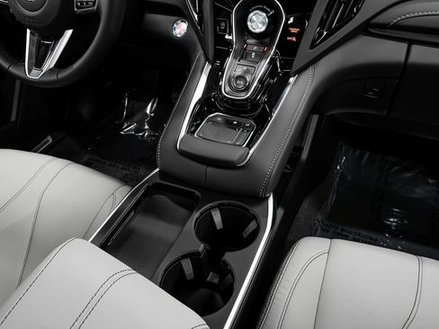 New 2026 Acura RDX SH-AWD image 18