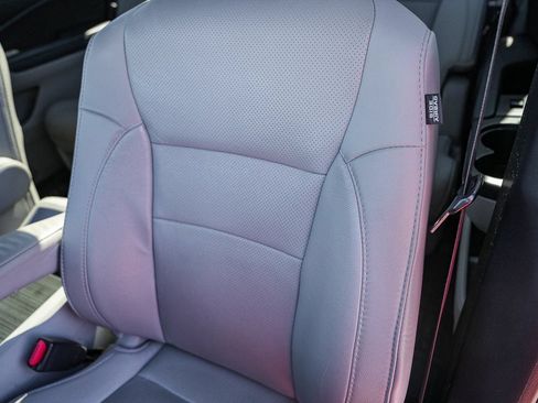Used 2021 Honda Pilot Elite image 23