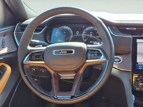 New 2025 Jeep Grand Cherokee L Summit w/ Obsidian Package image 35