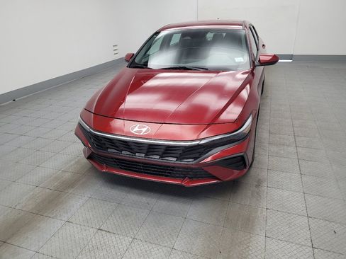 Used 2024 Hyundai Elantra SEL FWD image 15
