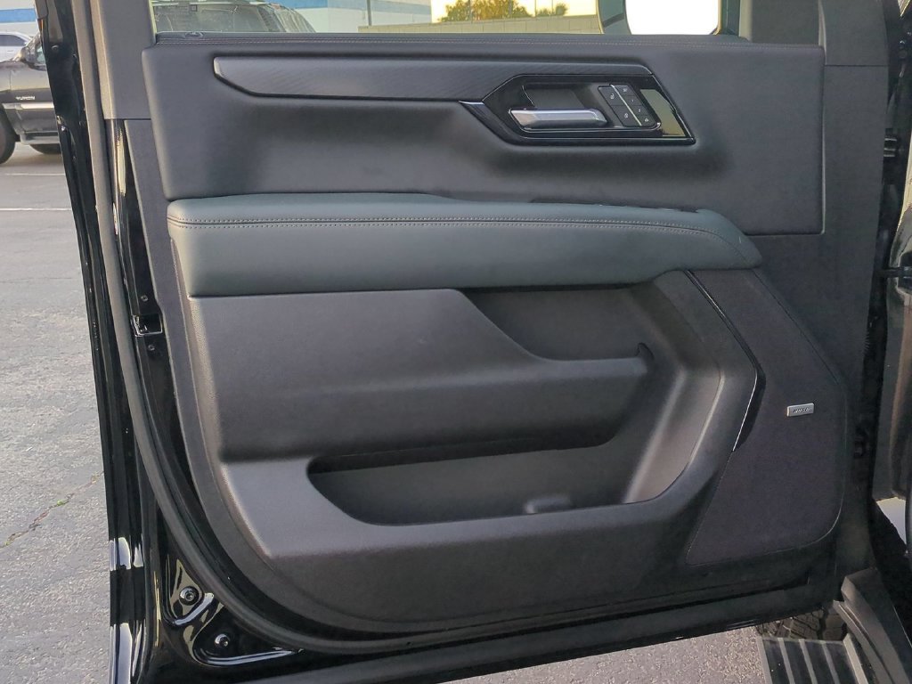 Certified 2026 GMC Yukon XL AT4 w/ AT4 Premium Plus Package AWD/4WD image 26