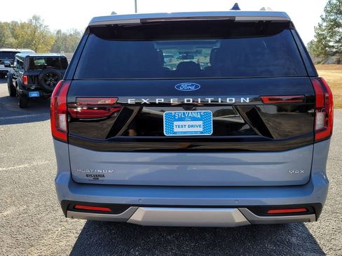 New 2026 Ford Expedition Max Platinum w/ Driver's Package AWD/4WD image 9