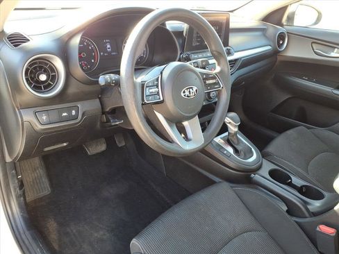 Used 2020 Kia Forte LXS image 11