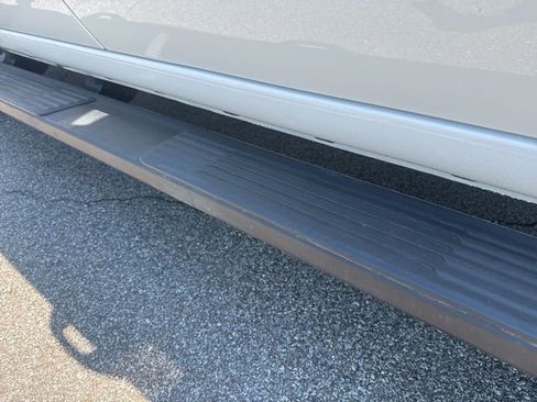 Used 2021 Chevrolet Silverado 1500 LT Trail Boss w/ Convenience Package II image 11