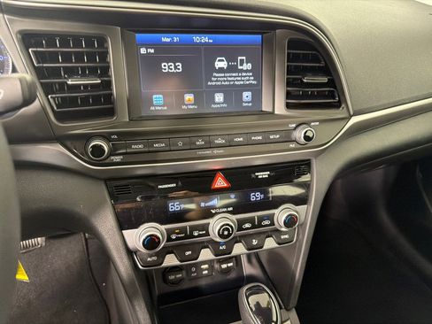 Used 2020 Hyundai Elantra SEL w/ Cargo Package (C1) image 16