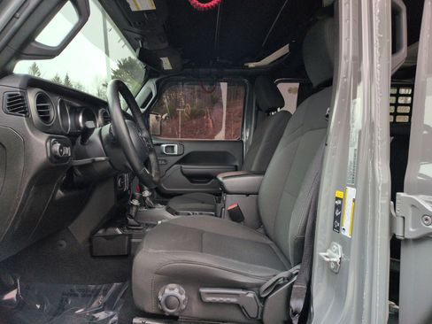 Used 2022 Jeep Wrangler Unlimited Sport S image 12