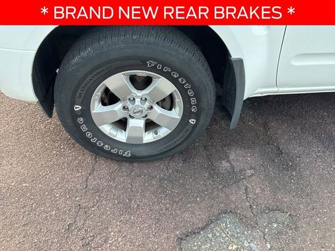 Used 2013 Nissan Frontier SV image 4