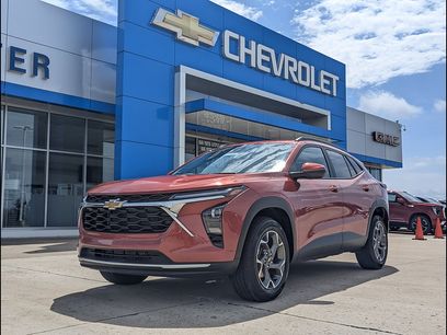 Used 2024 Chevrolet Trax LT w/ Driver Confidence Package