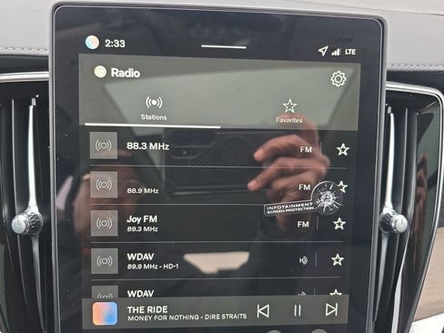 New 2026 Volvo XC90 B6 Plus w/ Protection Package Premier image 22