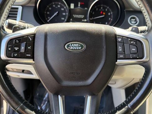 Used 2017 Land Rover Discovery Sport HSE image 17