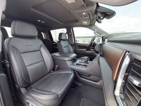 Used 2024 GMC Sierra 1500 Denali w/ Denali Reserve Package AWD/4WD image 7