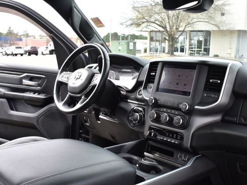 Used 2022 RAM 1500 Big Horn image 32