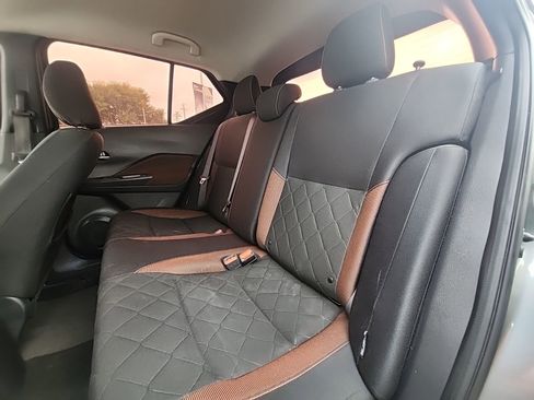 Used 2020 Nissan Kicks SR w/ Exterior Package image 8