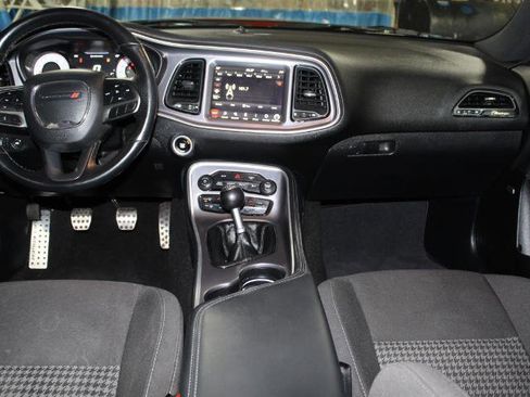 Used 2021 Dodge Challenger R/T Scat Pack w/ T/A Package image 39