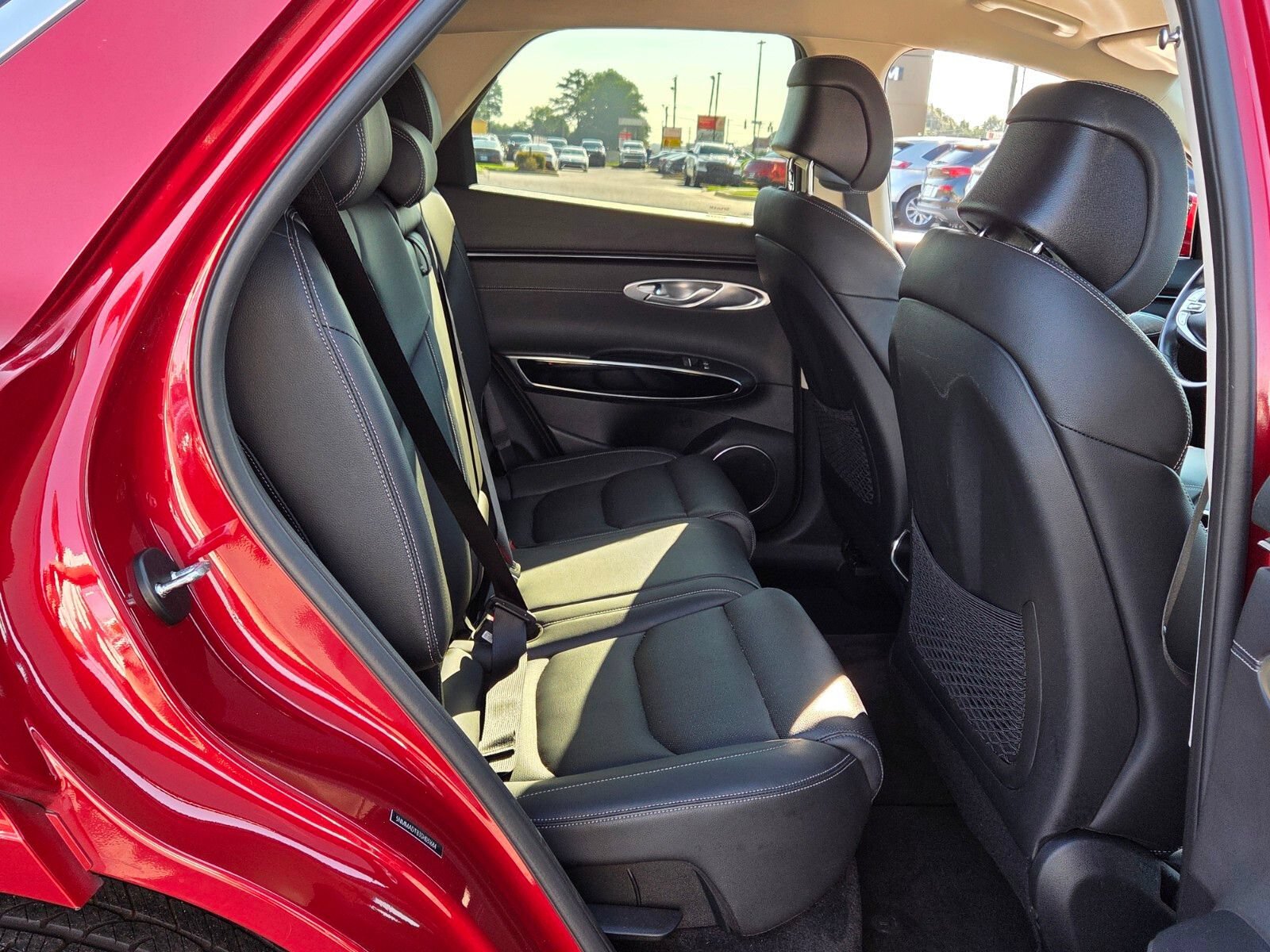 Used 2025 Genesis GV70 2.5T AWD/4WD image 17
