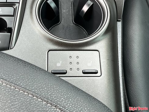 Certified 2022 Toyota Camry XSE w/ Carpet Mat Package (TMS) FWD image 32