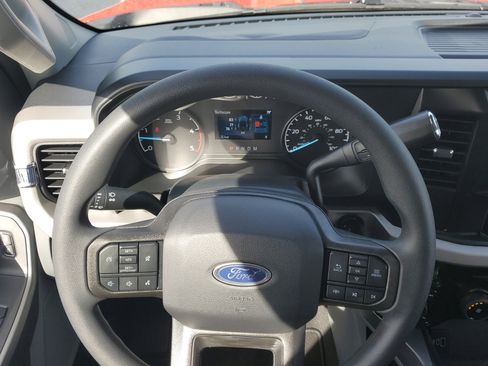 New 2026 Ford F450 XLT w/ 360-Degree Camera Package image 17
