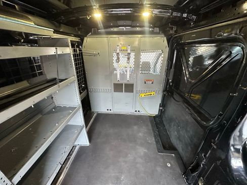 Used 2017 Ford Transit 250 148 Medium Roof image 12