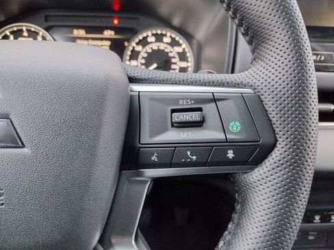 New 2026 Mitsubishi Outlander Trail Edition image 33