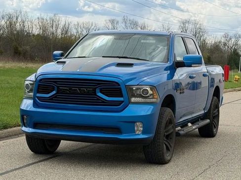 Used 2018 RAM 1500 Sport w/ Hydro Blue Sport Package AWD/4WD image 32