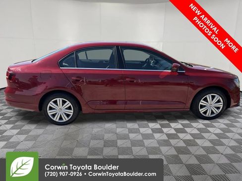 Used 2017 Volkswagen Jetta S FWD image 8