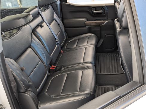 Used 2021 Chevrolet Silverado 1500 RST image 19