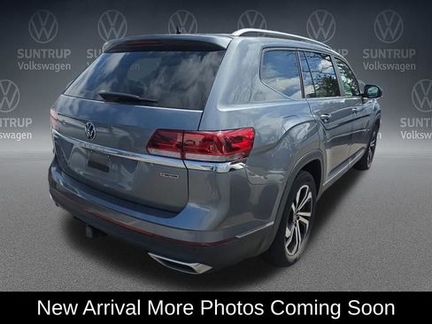 Used 2022 Volkswagen Atlas SEL image 3