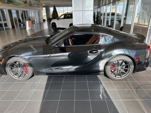 Used 2026 Toyota Supra Premium image 4