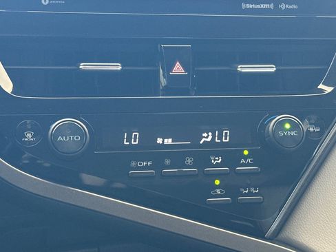 Used 2023 Toyota Camry SE w/ Audio Upgrade Package image 19