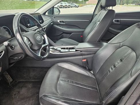 Used 2020 Hyundai Sonata SEL w/ Premium + Sunroof Package FWD image 9