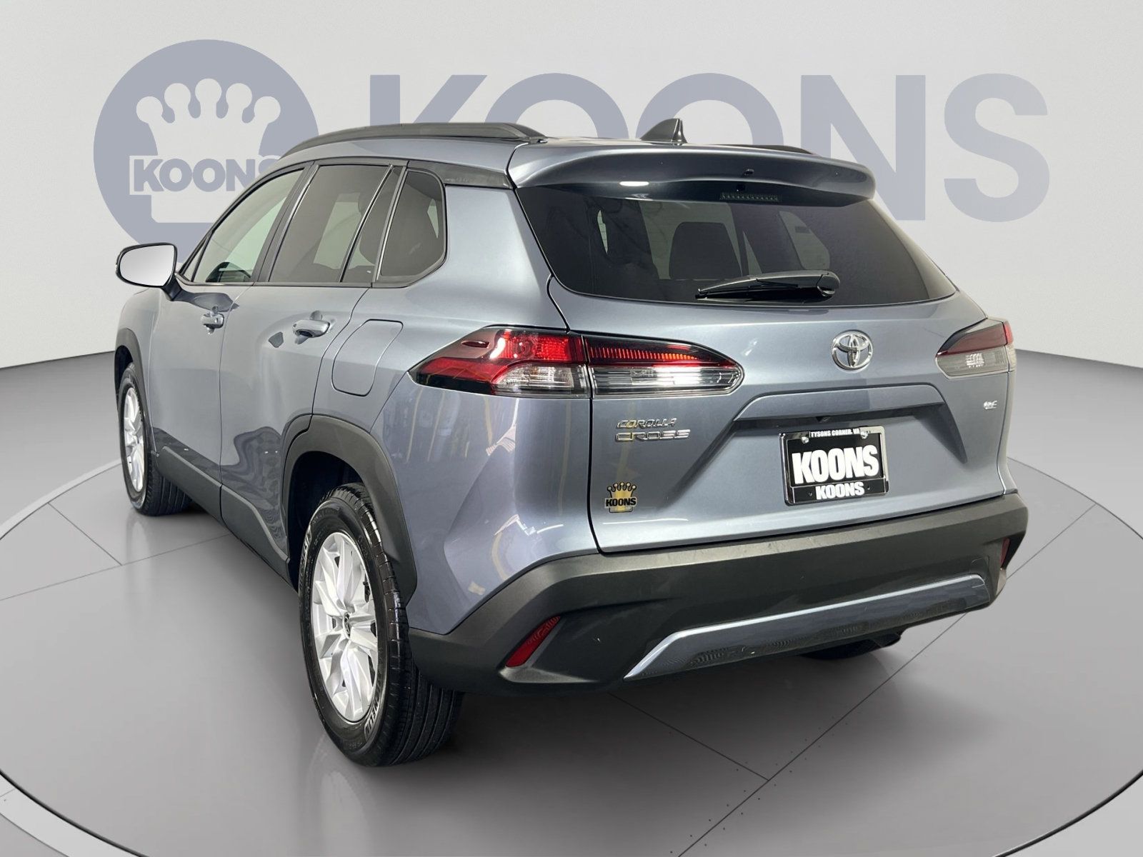 Used 2026 Toyota Corolla Cross LE FWD image 4