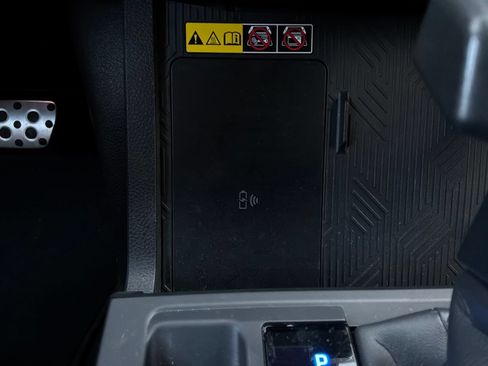 Used 2024 Toyota Tacoma TRD Sport w/ TRD Sport Premium Package RWD image 33