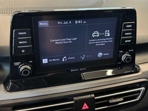 Used 2023 Kia Seltos LX AWD/4WD image 13
